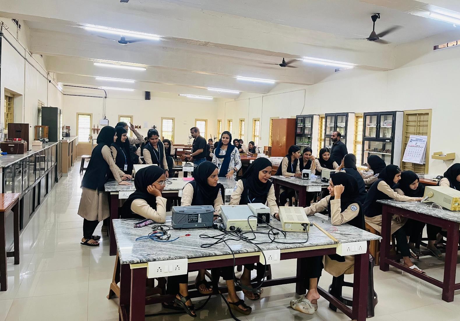 Laboratory UG